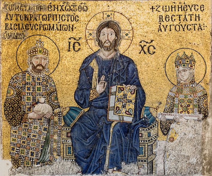 800px-Empress_Zoe_mosaic_Hagia_Sophia