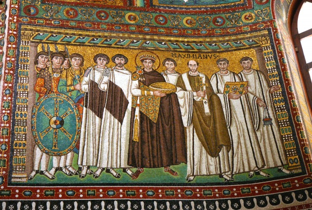 2669-san-vitale-basilica-ravenna-emperor-justinian-entourage-c547