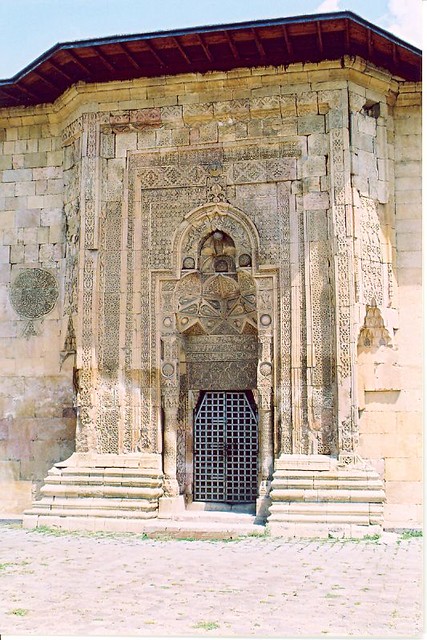 193657086_ef4a8b80e5_z